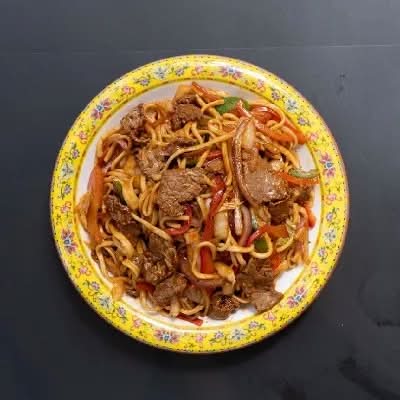 Special Lanzhou Beef Stir-Fried Noodle 兰州牛肉炒面